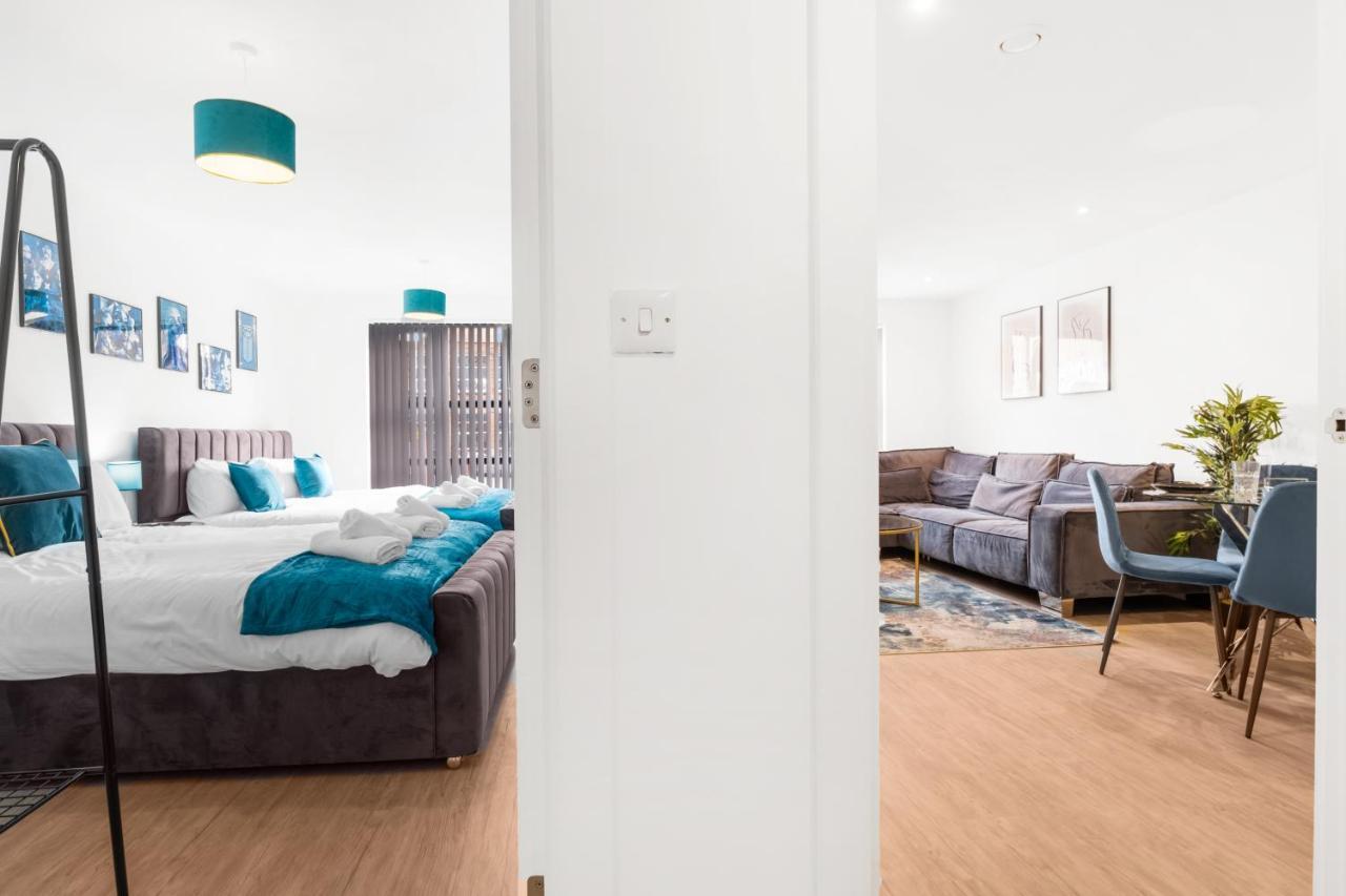 Ebra Stays - Choice Of 2 Or 3 Individual Beds - Luxury New Build Apartment ✪ City Centre, Digbeth ✓ Smart Tv'S & Large Corner Sofa - Birmingham Kültér fotó